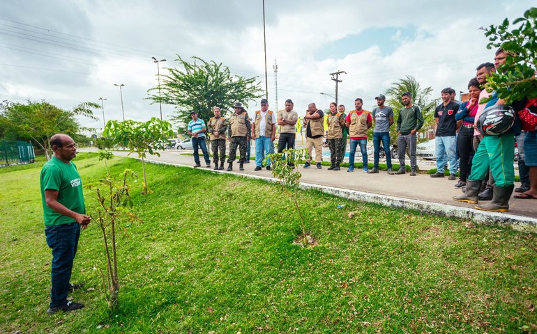 Arapiraca Verde: Prefeitura capacita 40 autônomos no 1º Curso de Poda de Árvores da cidade