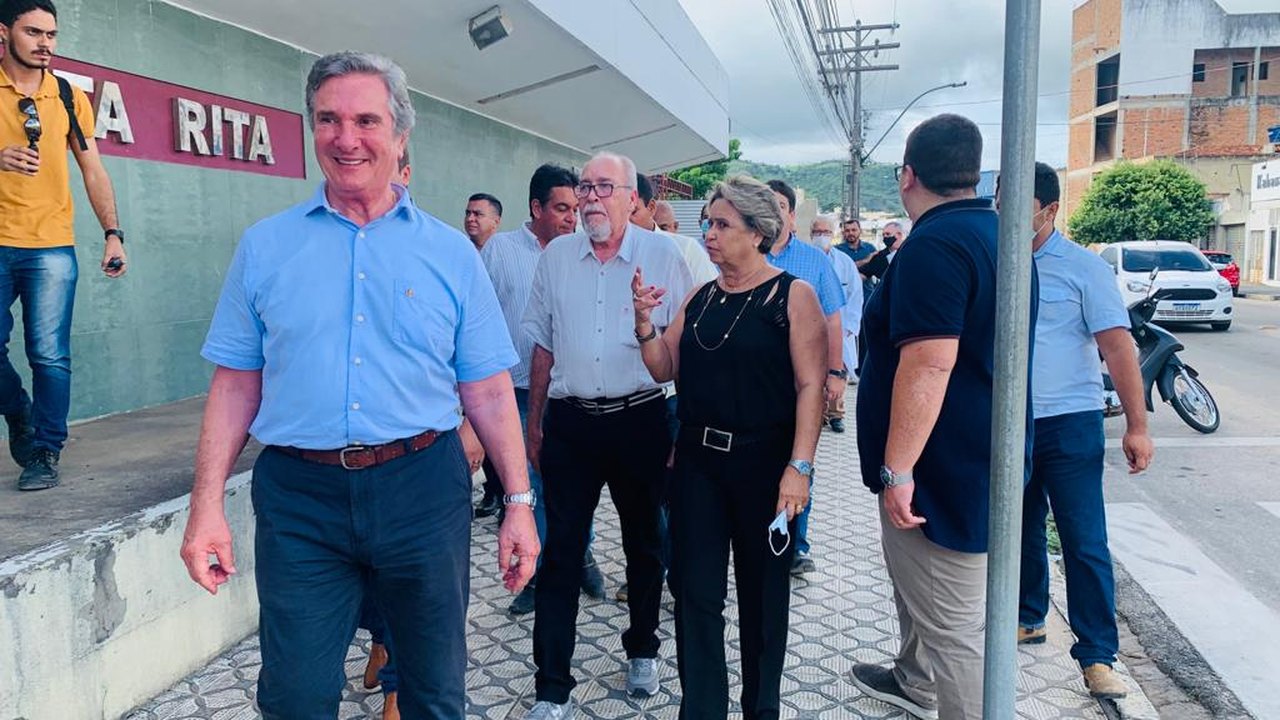 Collor intensifica visitas ao interior e lembra suas conquistas para Alagoas como presidente e senador