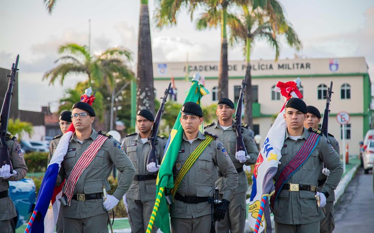 PM cumpre mandado e prende em Maceió autor de roubo no estado de Minas Gerais