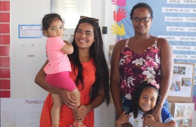Empoderamento materno: educação dos filhos abre caminho para autonomia das mães 