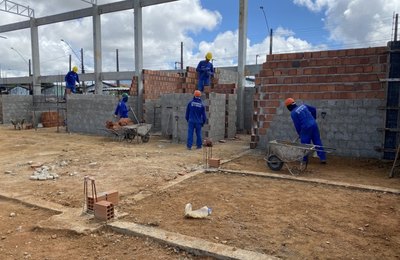 Prefeitura avança na construção do novo Mercado Público do Jacintinho