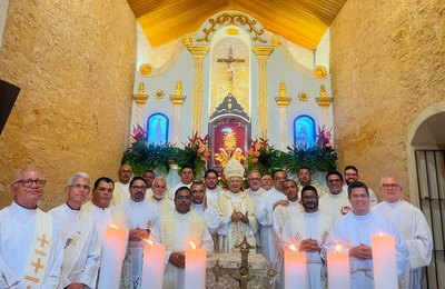 Padre Valdo Omena é empossado como novo pároco da Paróquia Santo Amaro, em Paripueira