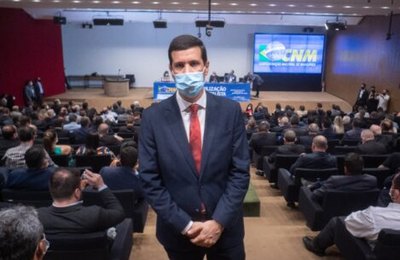 Presidente da AMA participa de mobilização que debate estratégias para viabilizar votações no Congresso 