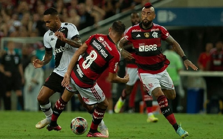 Flamengo perde invencibilidade para Vasco e decide Taça Guanabara com Fluminense