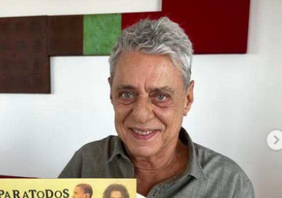 Chico Buarque passa por cirurgia no crânio