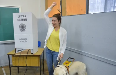 Brasil tem quase 2 milhões de eleitores com deficiência, aponta TSE
