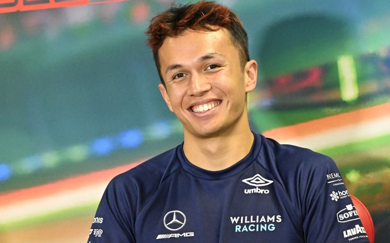 Albon confia em ano melhor para a Williams, mas não espera evolução drástica