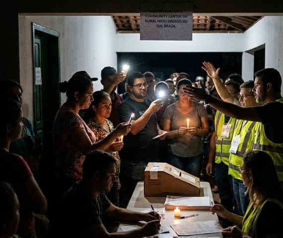 Eleitores ficam no escuro em cidades de MS durante eleições