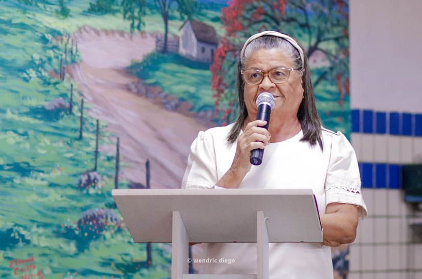 Prefeita Tia Júlia prestigia evento que marca início de Ciclo de Palestras do Projeto Ronda Escolar