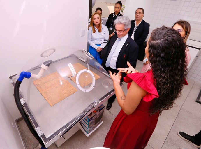 Presidente do TJAL acompanha descarte de papéis oriundos do Arquivo Judiciário