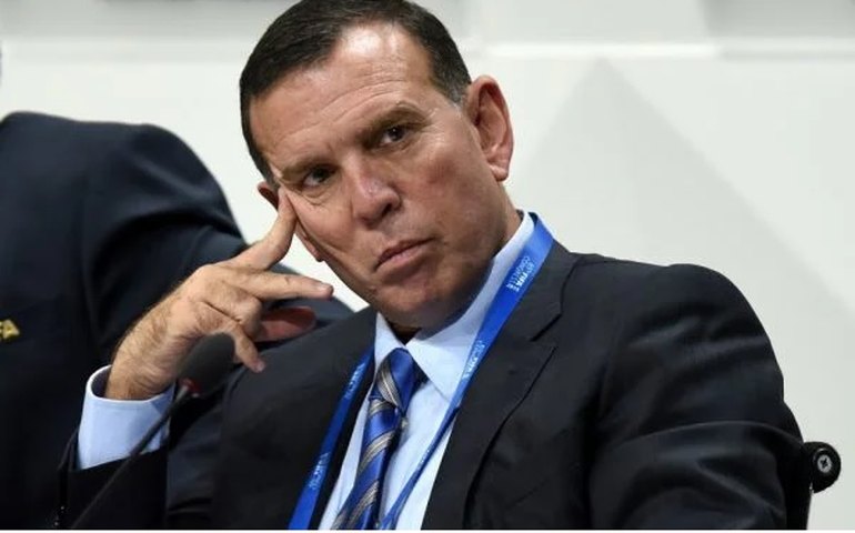 Ex-presidente da Conmebol envolvido em corrupção na Fifa tem pena reduzida e volta ao paraguai