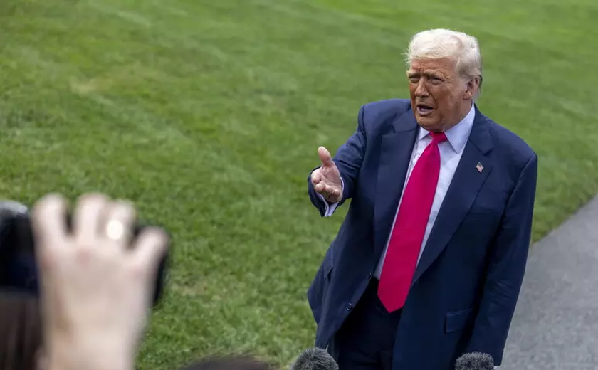 'Bolsonaro não é como um amigo, é alguém que conheço', diz Trump