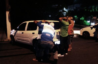 Lei Seca vai ao Pilar e faz uma "festinha diferente" para os irresponsáveis no trânsito