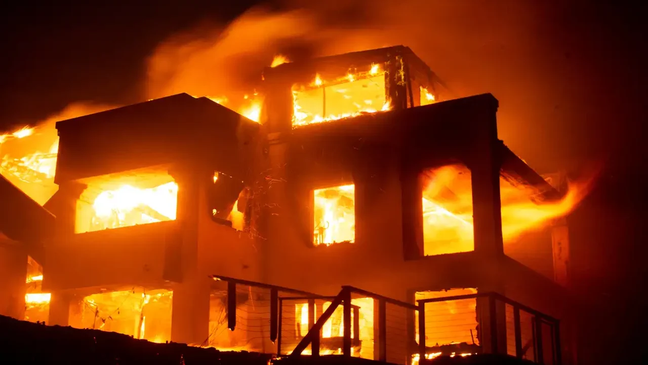 Enquanto Los Angeles queima, hotéis viram abrigos e aluguéis disparam