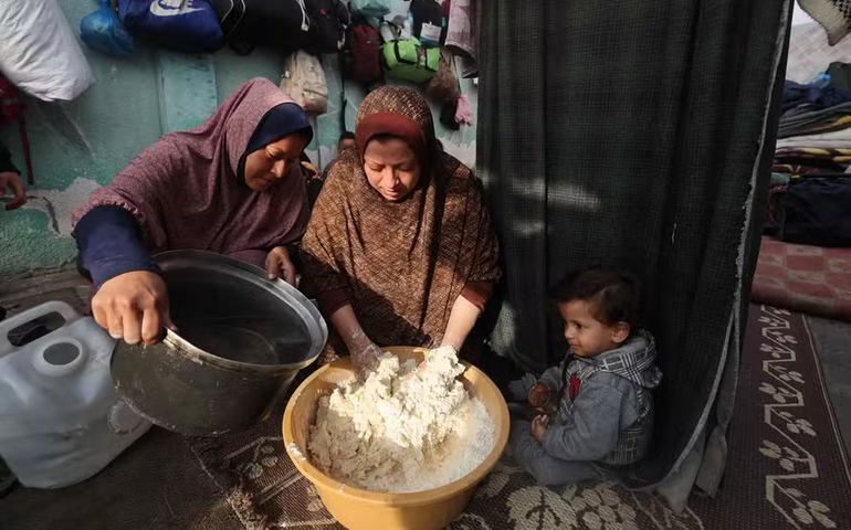 Primeiras remessas de remédio destinados aos reféns devem entrar em Gaza nesta quarta-feira