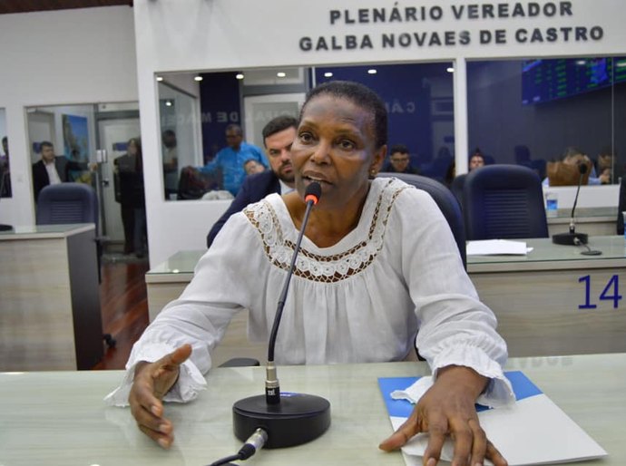 Vereadora Fátima Santiago declara apoio à greve dos jornalistas alagoanos