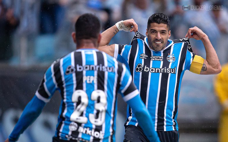 Suárez volta a marcar, Grêmio vence o Cuiabá e permanece no G4 do Brasileirão