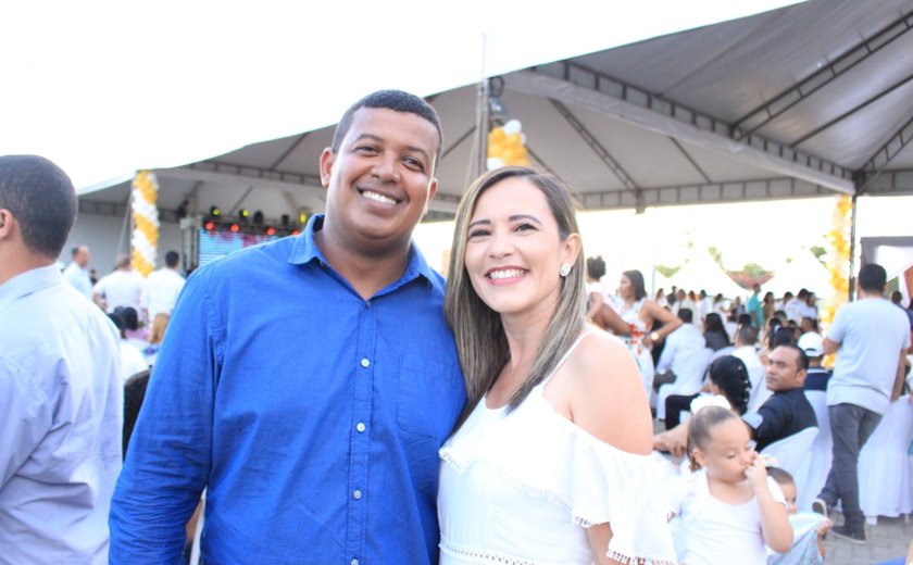 Casamento coletivo une quase 250 casais em cerimônia do Jacintinho