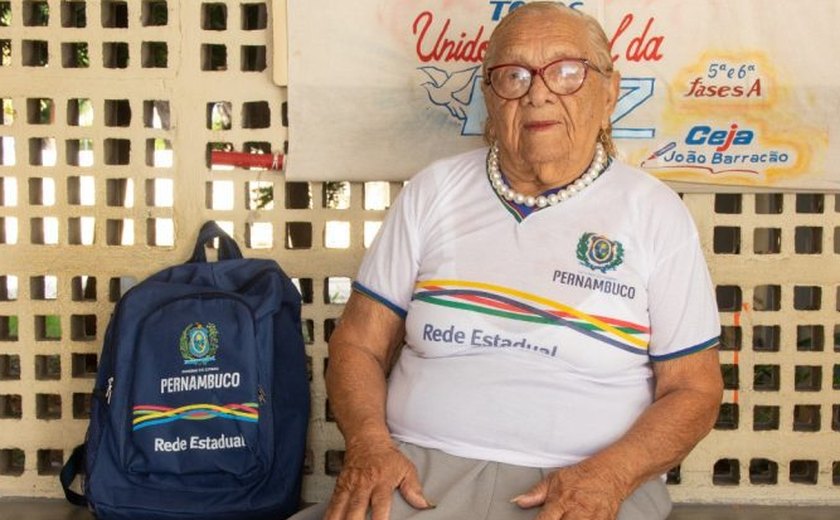 Pernambucana se torna a estudante mais idosa do mundo, com 94 anos