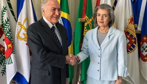 Temer e Carmem Lúcia / Foto: Cesar Itiberê/PR