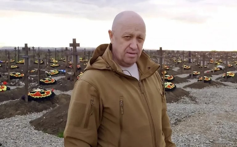 De cozinheiro a líder paramilitar: relembre a trajetória de Prigojin em cinco imagens