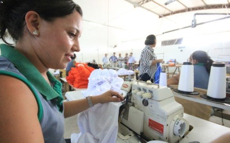 Costureiras de Coruripe vão ganhar novo espaço para trabalhar