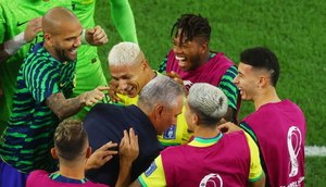 tite-pombo-05122022171242996 / Foto: Foto: PAUL CHILDS/REUTERS / reprodução R7