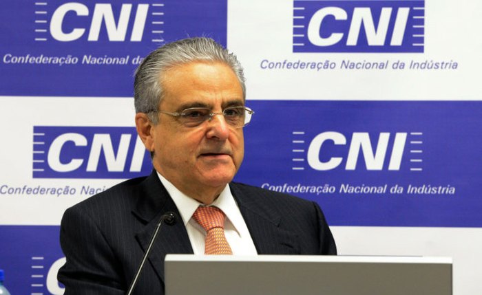 Robson Braga de Andrade, presidente da CNI, defende reforma tributária