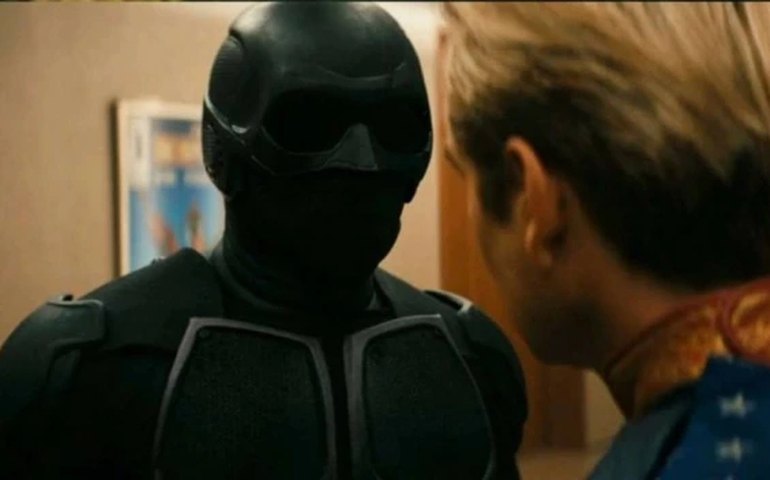 Roteirista de &#8216;The Boys&#8217; afirma que Black Noir pode voltar em novos episódios