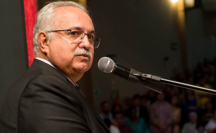 Rogério Teófilo anuncia mudanças no seu secretariado de primeiro escalão
