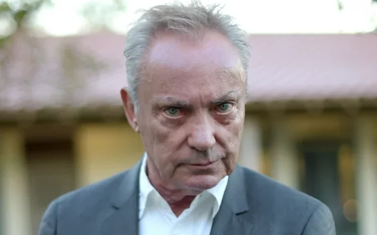 Ator de 'O Agente Secreto', Udo Kier é homenageado no tributo do Oscar 2026