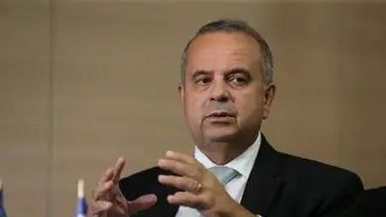 Marinho diz não ter sido avisado sobre viagem de Flávio aos EUA