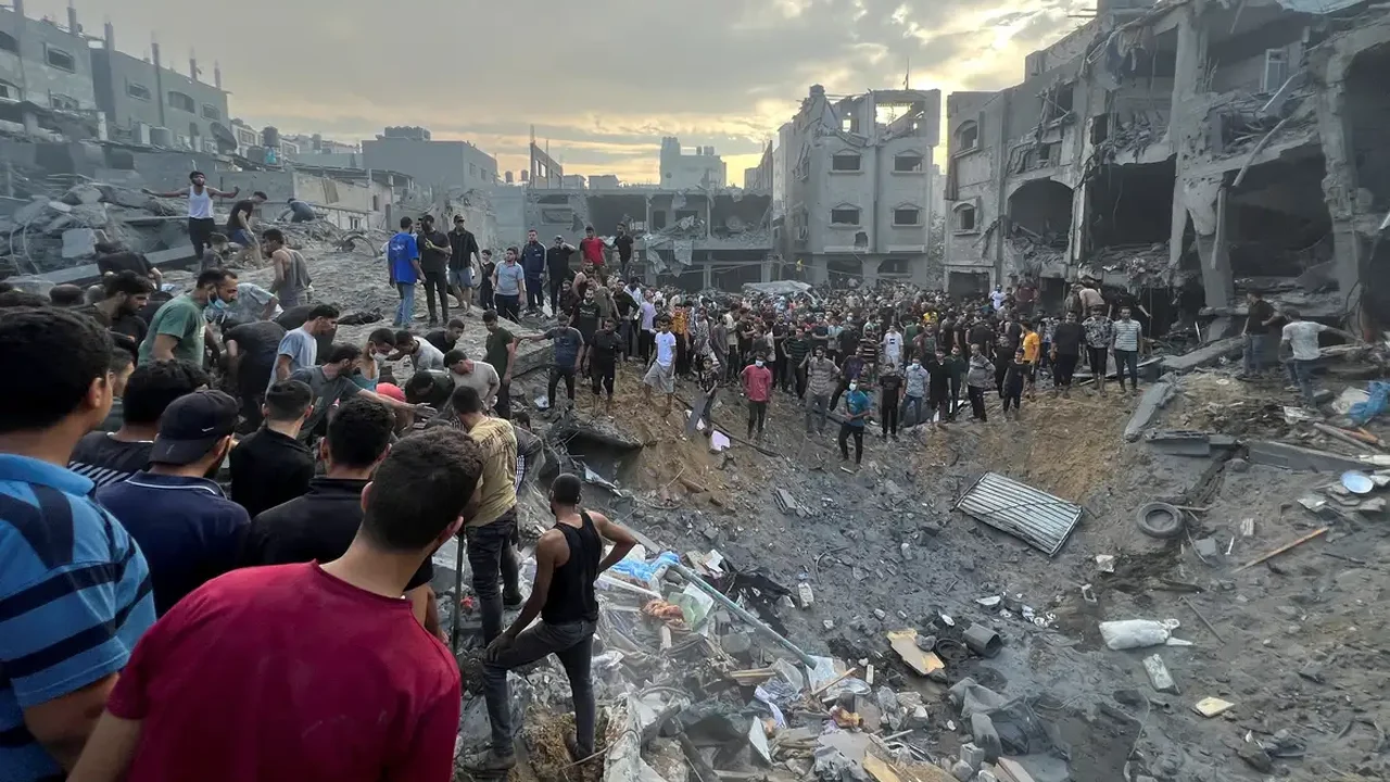 Faixa de Gaza: ataque de Israel mata 11 pessoas em escola de campo de refugiados