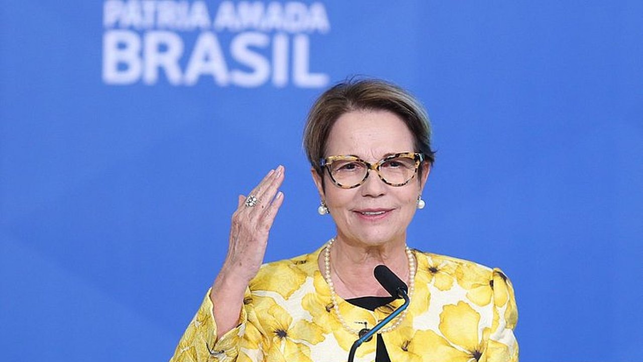 Grupo invade fazenda de família de Tereza Cristina; intervenção da PM o retirou