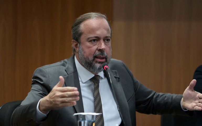 Governo endurece fiscalização contra reajuste indevido de combustíveis