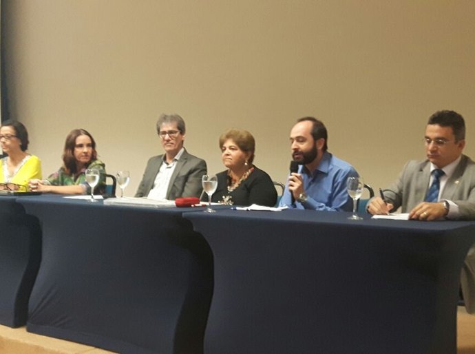 Mec marca encerramento de formação para diretores