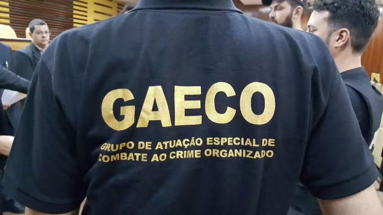 MP do Rio denuncia 20 pessoas por envolvimento com milícia e facção
