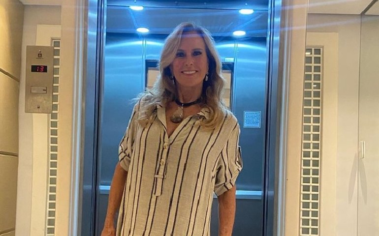 Helô Pinheiro diz que sonha ter filme contando sua história e reflete sobre seus 80 anos: 'Não me sinto com a idade que tenho'