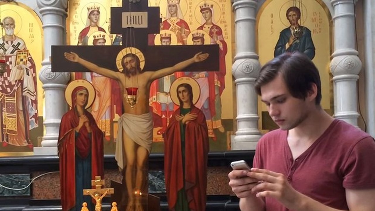 Youtuber russo que caçou Pokémon em igreja é posto em prisão domiciliar