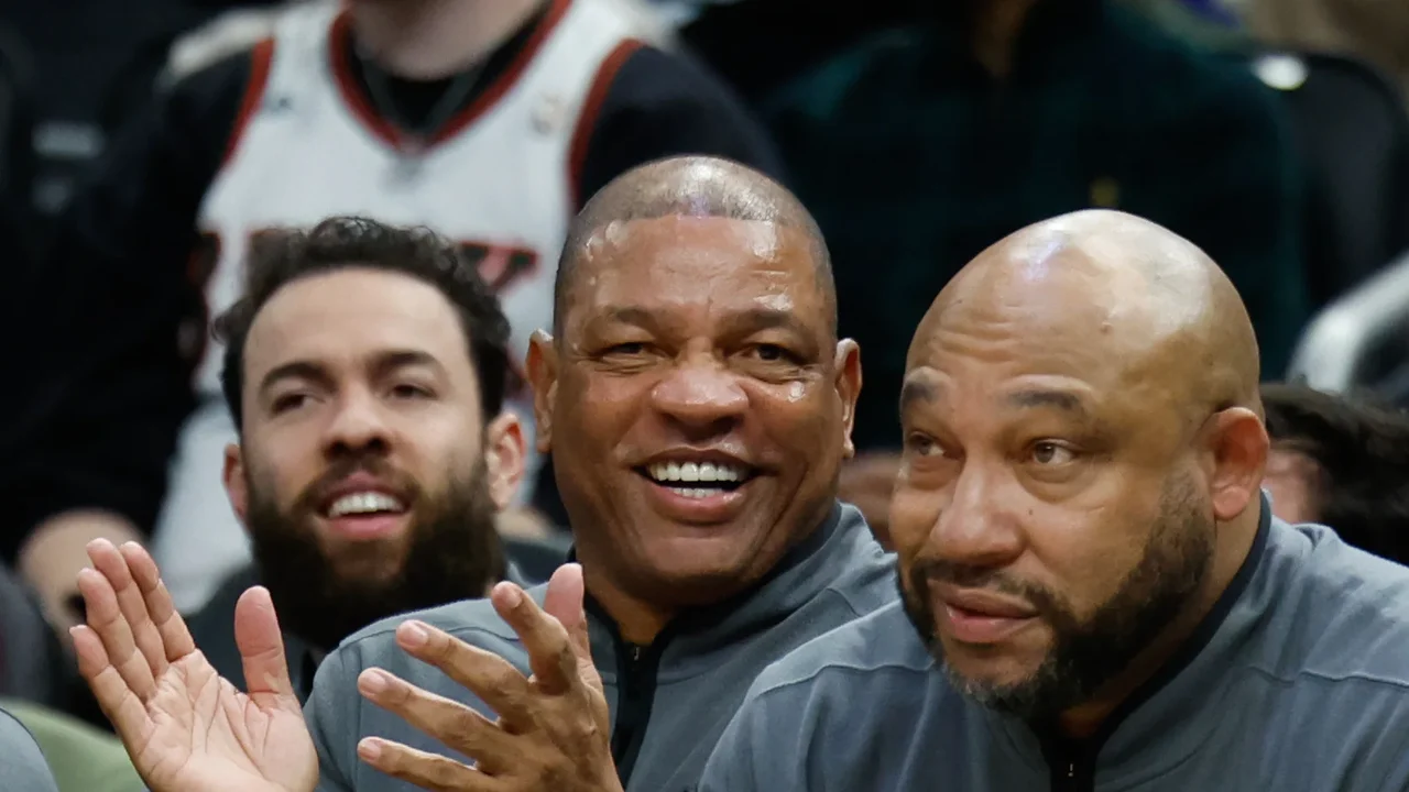 Insistindo que sua carreira como treinador chegou ao fim, Doc Rivers se junta à NBC como analista da NBA.
