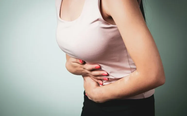 Especialistas do HU-UFS reforçam a importância do diagnóstico precoce das doenças inflamatórias intestinais