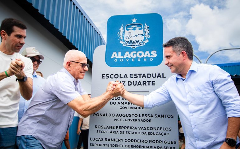 Governo inaugura 25ª Escola do Coração e sala do Saúde Até Você Digital em Estrela de Alagoas