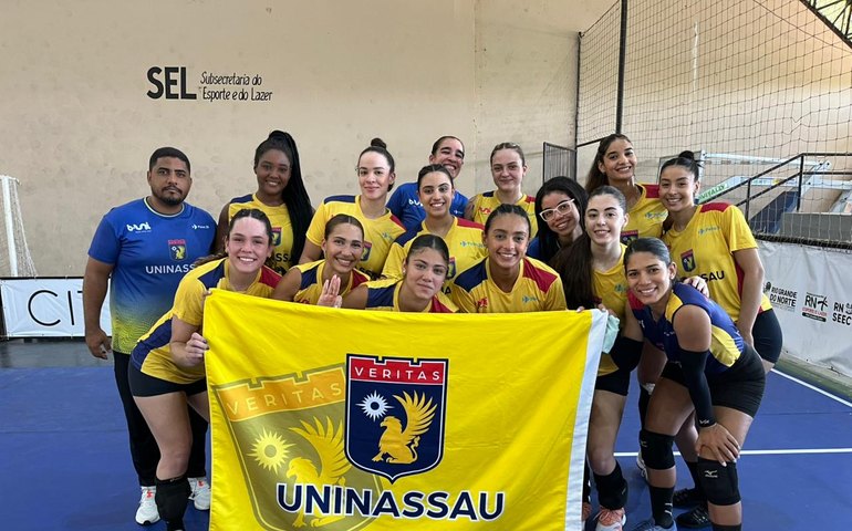 JUBs 2025: equipe de vôlei feminino da UNINASSAU Maceió conquista bronze