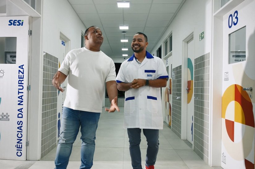 Campanha da EJA Sesi ganha prêmio em festival publicitário de países de língua portuguesa