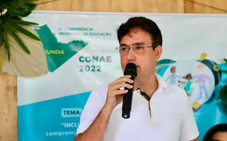 Valorizando o servidor público de Jundiá, prefeito Jorge Galvão paga salário de dezembro e 13º nesta terça, 20