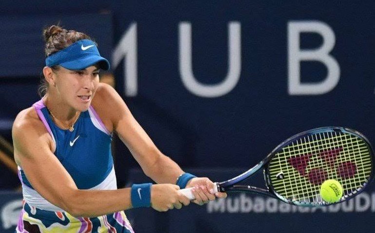 Algoz de Bia Haddad, Belinda Bencic vira e conquista o título da WTA de Abu Dabi