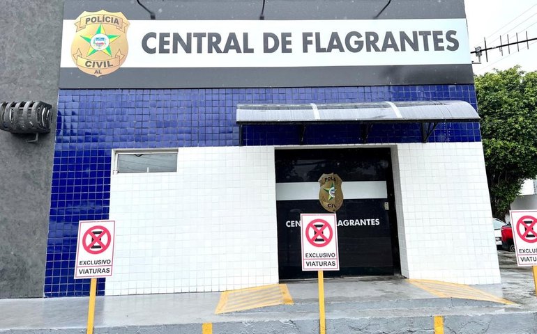 Em Maceió, homem é preso após ameaçar e desacatar policial