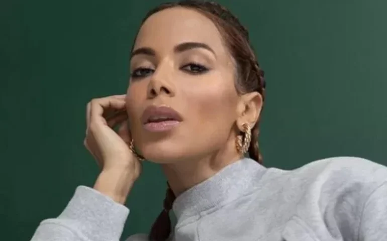 Cantor colombiano insinua que Anitta está noiva, mas ela não confirma