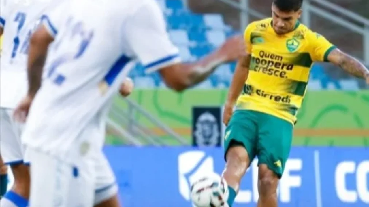 Vila Nova vence Náutico fora de casa e mantém liderança isolada da Série B
