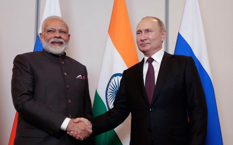 Cúpula Índia-Rússia: acordos comerciais, de defesa e de mobilidade na agenda
